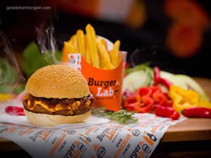 Promoção: 1 ano de hambúrguer grátis - Burger Lab