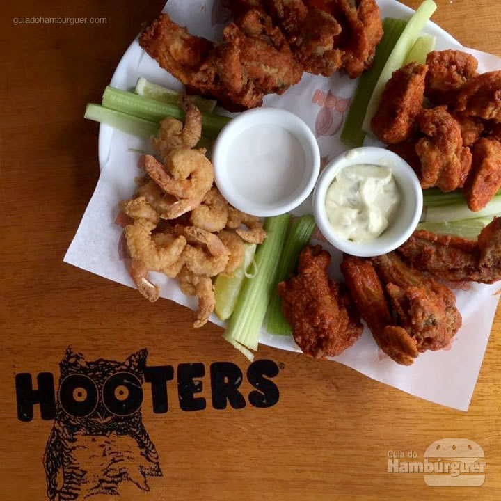 Buffalo Platter (R$ 49) - Hooters
