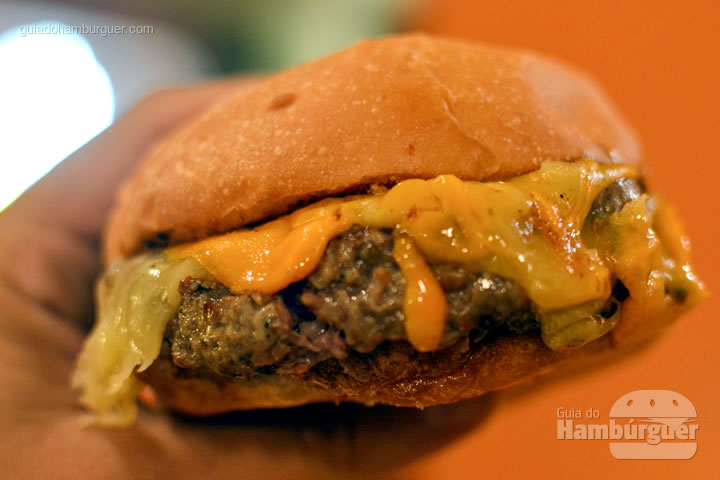 Cheeseburger - Burger Joint São Paulo