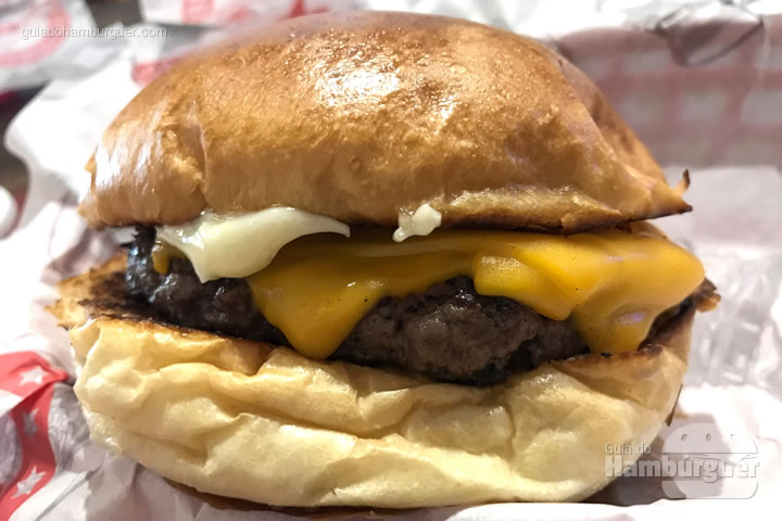 Royal with Cheese - Big Kahuna Burger