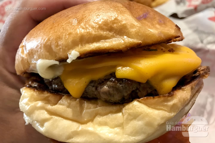 Royal with Cheese - Big Kahuna Burger