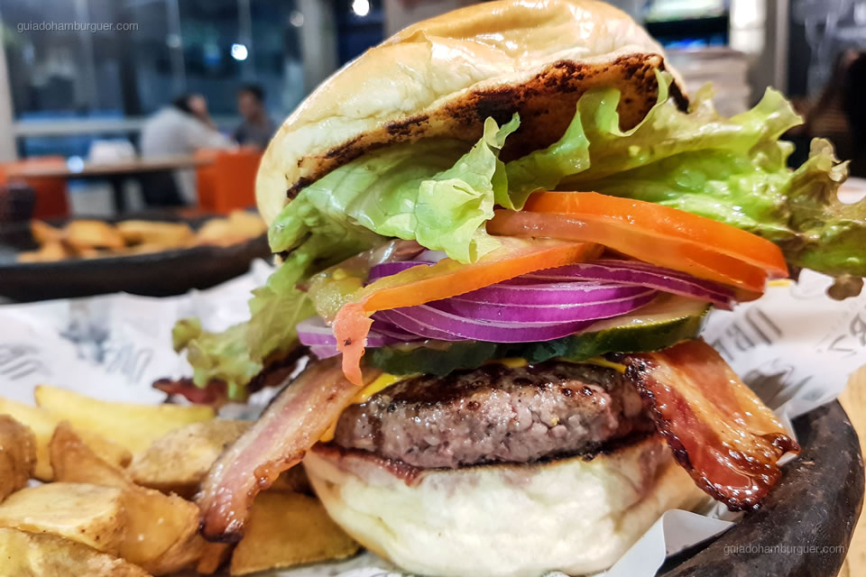 02º Urbanos Burgers & Bar - As melhores hamburguerias de Vitória e Vila Velha